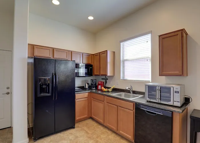 Tucson With Private Pool And Mountain Views!